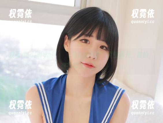 观看Addielyn(에디린)和她的白猫，原图曝光，喵的，这情境太逗了。