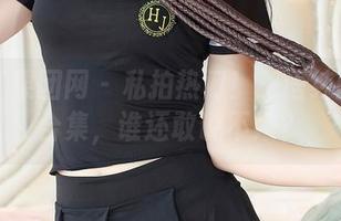 GIRLT果团网 – 私拍热门！王语纯的旗袍合集，谁还敢说不娘？