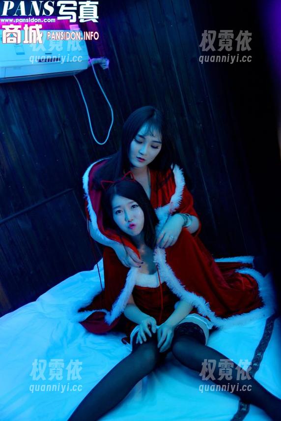 PANS写真 - 紫萱的高跟鞋资源：走路时的华丽与摔倒的无奈交错。