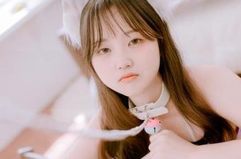 向Sia(시아)的[Paranhosu]樱花致敬！每张合集图片都像是一次巨大的“咳嗽”！