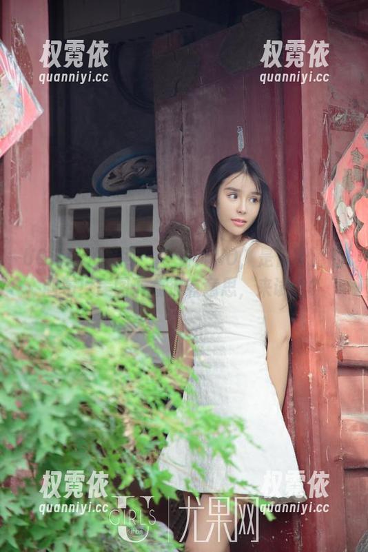 UGirls尤果网 - 毛衣？NO，是倪叶腾的画布！美图下载很有意思，来试试？