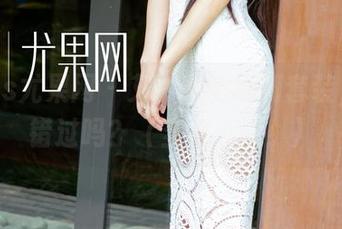 UGirls尤果网 – 艾小青的福利套装，你能错过吗？（当然不能！）