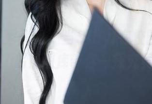 Xiuren秀人网 – 当Sibyl在校园里游走，高清图库带你一探究竟