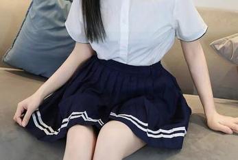 Xiuren秀人网 – 持续更新中……小夕Kitty私拍，可爱到连路边的狐狸都想跟她合个影，住嘴，它只是一只狐狸！