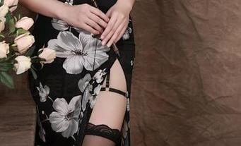 Xiuren秀人网 – 又是一组芝芝booty的甜心美图，这画风变化真快