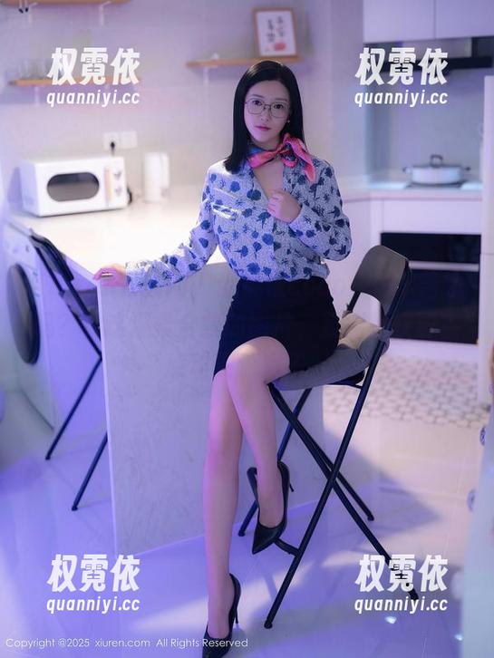 Xiuren秀人网 - 赵惟依coco，你辛苦了吗？看这温柔合集的图片，我倒是快要被感动到流泪了。