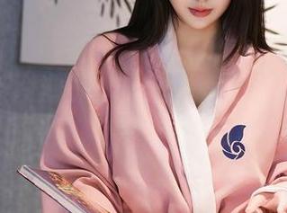 Xiuren秀人网 – 短裤套图更新，雨瞳Yoyo又在夹击我们的眼睛，太不节制了吧嘿嘿～