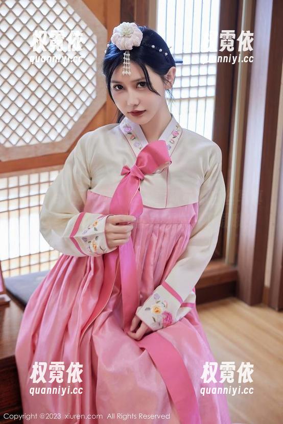Xiuren秀人网-黄歆苑 Xiuren秀人网 - 哇,黄歆苑的白丝写真,这美图动人得厉害,别忘了下载哦!