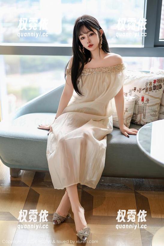 YouMi尤蜜荟 - 美图集结，尤其是那件白衬衫，Cris_卓娅祺的照片有效打击了我的审美焦虑。