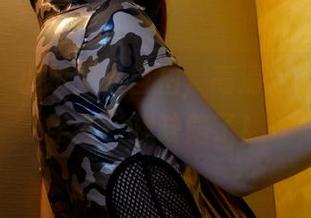 pans – 小彤又来自拍，高清足够让你“学会”找缺陷了！