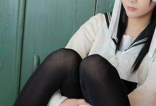 最新写真集，けん研(けんけん)的fantia-2024年，亮得出奇，让我想要多站一会儿！