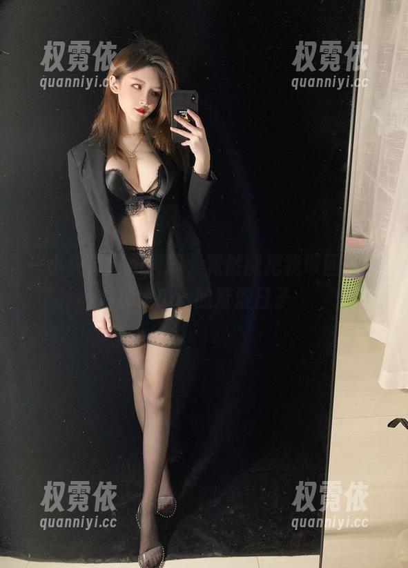 一小央泽旅拍图册，竟然能把我带回校园那段Cos的青涩日子