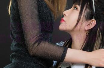 丽柜 – 左左的体操服精选：作品里那呆萌的气质，唤醒了我的某种情愫。