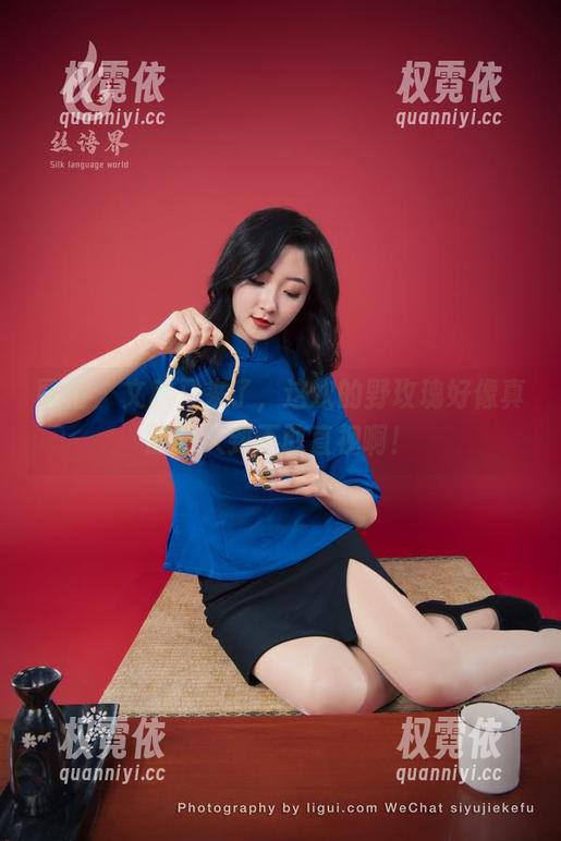 丽柜 - 文欣又来了，这次的野玫瑰好像真的动人到不敢直视啊！