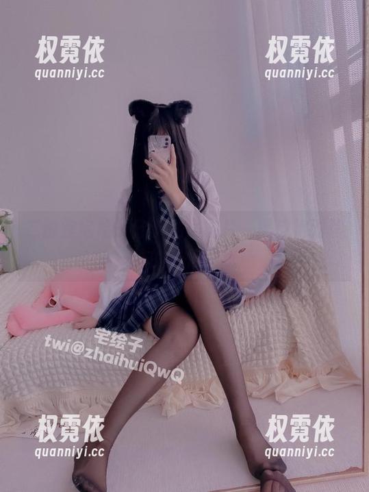 二阶堂宅绘子 二阶堂宅绘子分享私房图片,黑皮袍对珍珠的爱恨交织