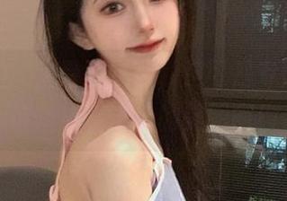 倦倦喵的“鱼骨胸衣”，这可是专门给壁纸芭蕾舞者准备的美图啊！