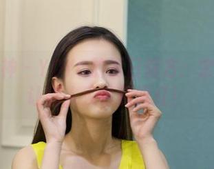 克拉女神 – YOYO的夏日偏方：定制写真让别人羡慕到眼红！
