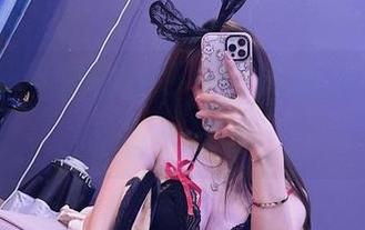 微密圈 – 私房试衣间，兔宝妮to的裤里丝如梦似幻