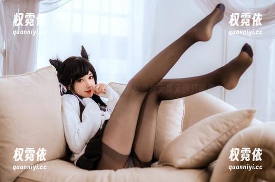 高清细节下，南桃Momoko的校服与天真无邪只能是个噱头吧？