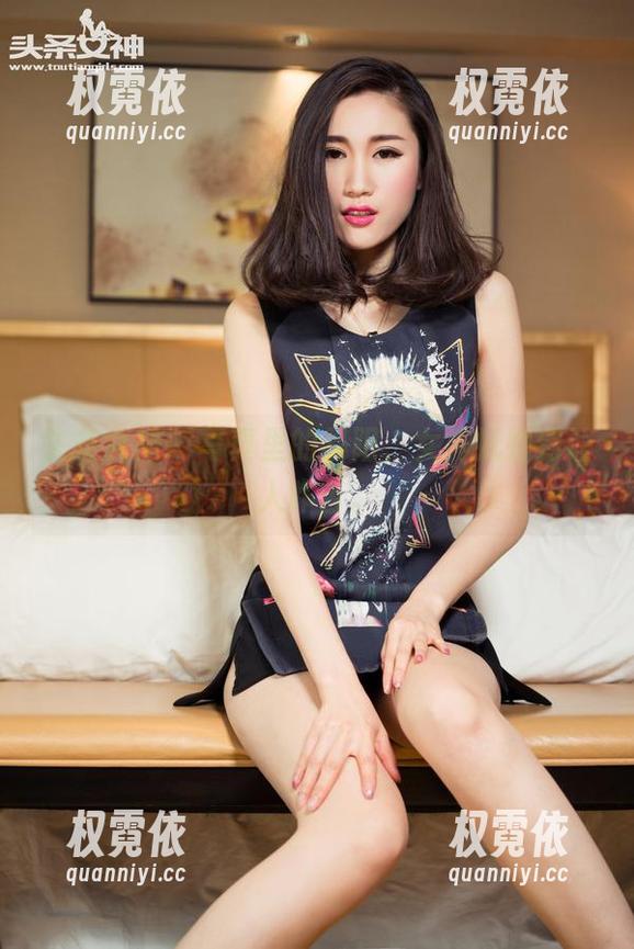 头条女神-易阳 头条女神 - 写真里的易阳,女神妩媚到让人咋舌。