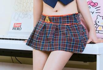 头条女神 – 高清原图揭晓，高韩菲与曼琳少女的“别样青春”，你跟得上这种换位思考吗？