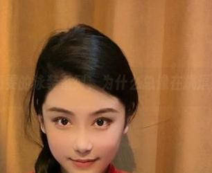 微密圈 – 奶雯的泳装系列，为什么总像在挑逗我的神经？
