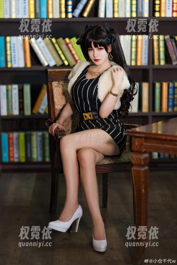 红鸢飞舞，小仓千代w的天城cos图册暴露了什么？