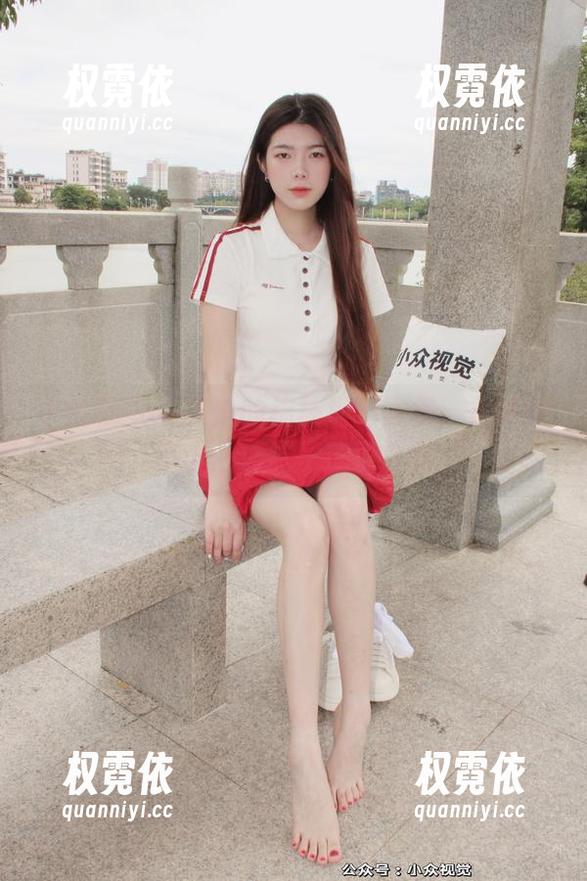 小众视觉 - 艾迪的棉袜摆拍大赛：更新中，不小心让袜子成了食材！