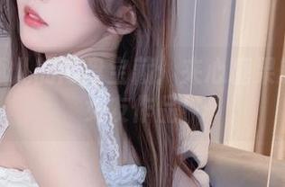 小小奶瓶儿的网盘宝藏：夹心糖果般的丝带女友作品！