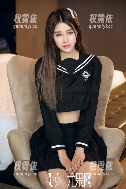 尤果网-Sara 尤果网 - 这组作品里的Sara好像在和棉袜对话,味道妙不可言。