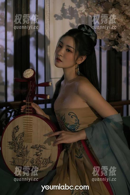 尤蜜荟 - 花花绿绿的“私人时间”合集，月音瞳真会抓人眼球