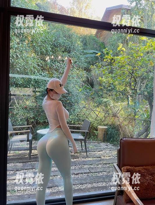 左公子666 微密圈 - 跟着左公子666:校园写真作品里的闪回与囧事情!