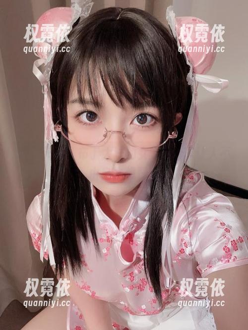 布丁大法 哦,天哪,布丁大法的女王cos真让人不由自主想赞叹
