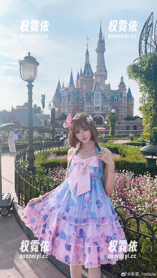 “彩芸_Nebula少女”不止是作品，更像是一剂良药，高清程度让人无法拒绝。