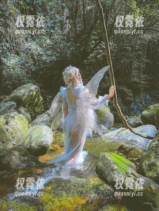 无颜小天使wy自拍，我的目光停不下来！