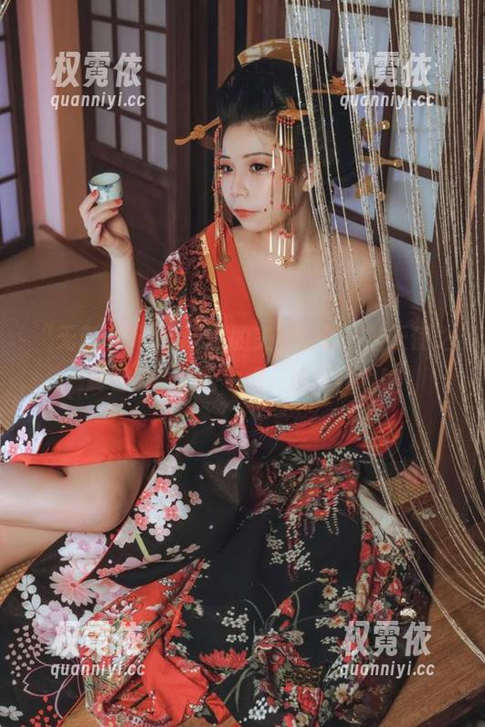 “无颜小天使wy”的美图合集，这天使之翼看着真想搭个肩，统统归我！