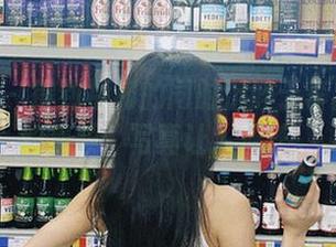 微密圈 – 得到福利的同时沉醉于李嘉欣97的视频，写真让人流连。