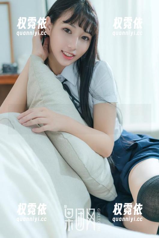 果团网 - 精选写真，甜Abby在夏天里的每一寸都是俏皮！