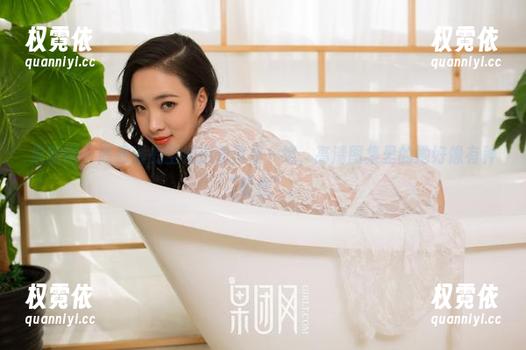 果团网 - 陈雅漫的空姐形象真是一绝，高清图集里的她好像有种“韧性”。