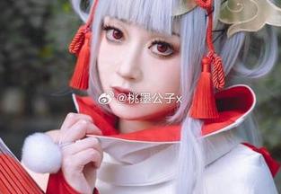在线上看桃墨公子，“小铃铛”带来的柔和光感，有点想念夏天的气息。