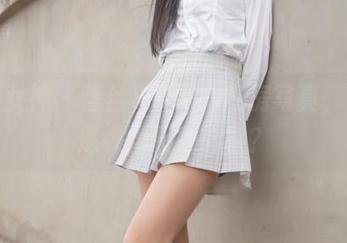 梦丝女神 – 蕾丝&灵唯：私房写真，究竟是衣服还是心事？