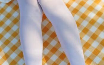 森萝财团更新的蓝色格子裙写真,谁能抵挡这种小迷离?