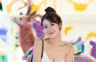 爱蜜社 – 杨紫嫣candy的旗袍合集，像是故宫里的美丽误闯者？