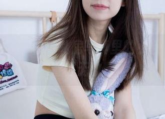 物恋传媒 – 校服私房写真里的小谷，果然青春无敌。