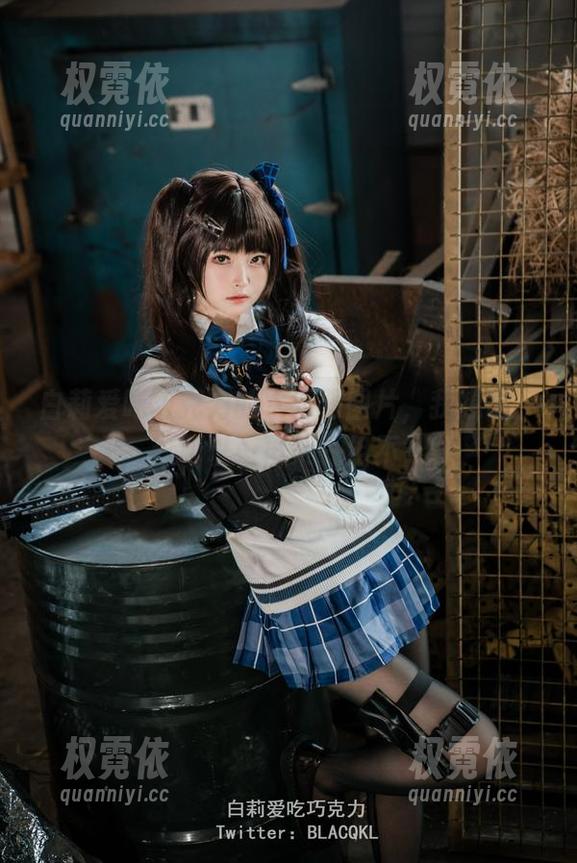 白莉爱吃巧克力 白莉爱吃巧克力的水手服图片,我想说,这可以…再来一组不?