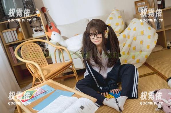 神沢永莉 神沢永莉的家庭作业,等你来看——无遮无挡的免费照片。