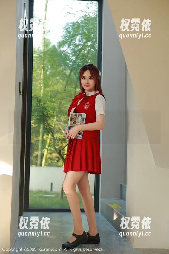 秀人网-Egg-尤妮丝Egg 秀人网 - 就想一边看Egg-尤妮丝Egg的礼服,一边想着哪天能穿上,下载图包!