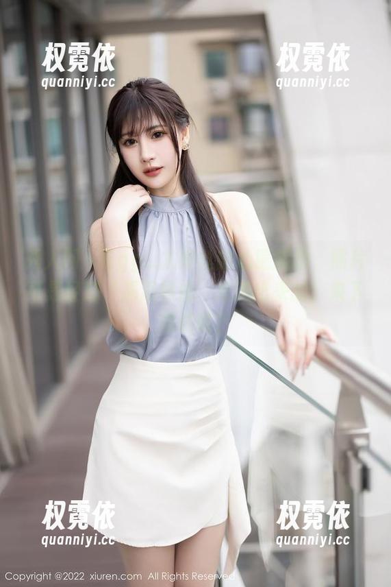 秀人网 - Egg_尤妮丝的心愿旅拍，照片可是经过‘深思熟虑’才选出来的！来下载试试？