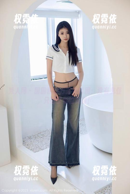 秀人网 - 圆圆酱的万圣节套图：没有鬼怪，只有惊悚的美丽！