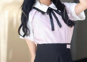 秀人网 – 少女心雪雪的油亮日常，居然是免费的？真有趣！